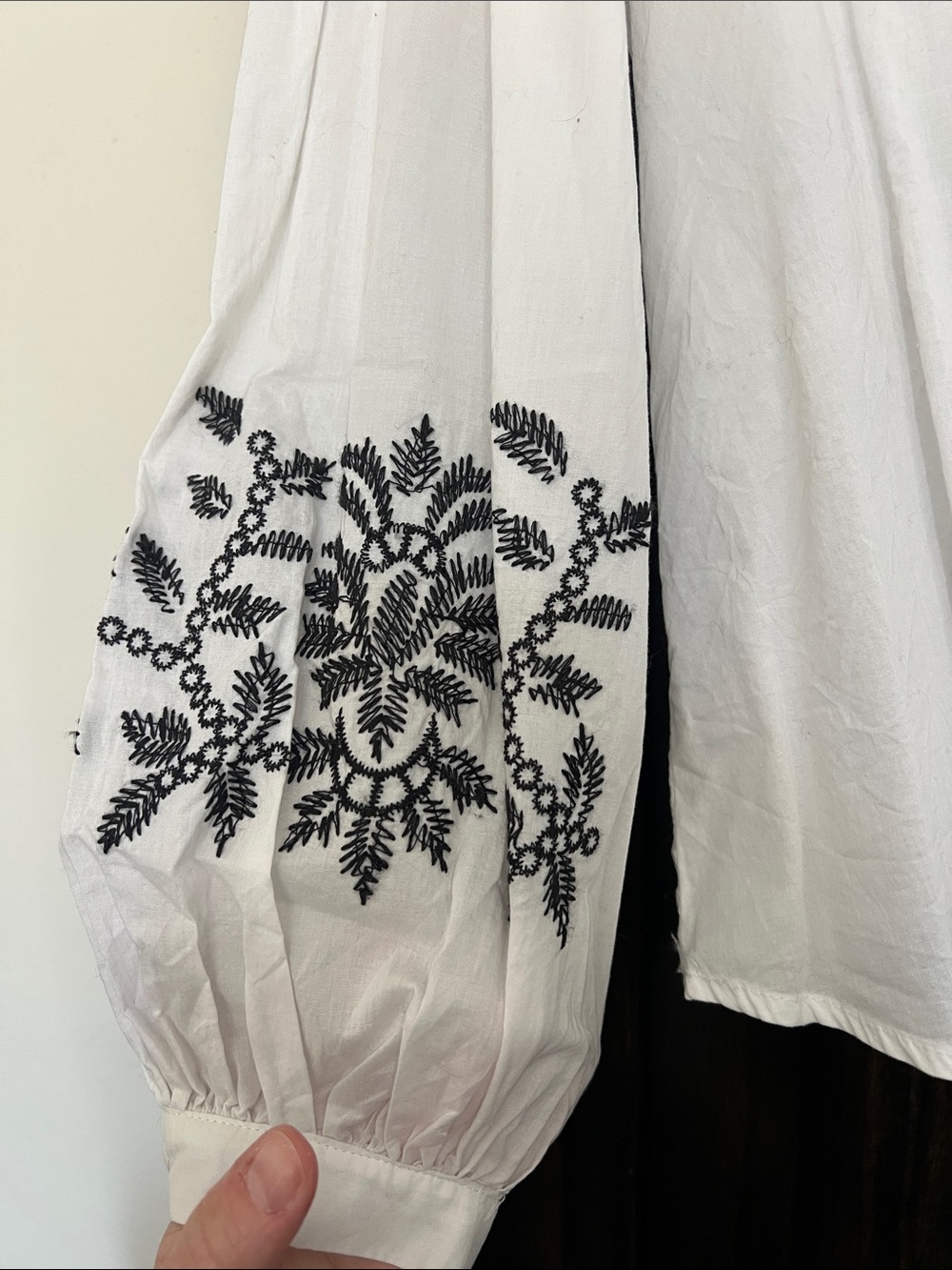 Who What Wear White Peasant Blouse with Black Embroidery - Picture 4 of 5